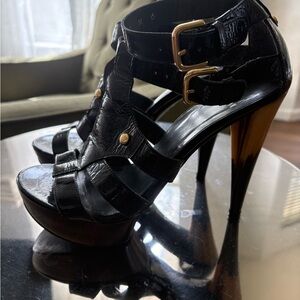 STUART WEITZMAN BLACK PATENT GLADIATOR PLATFORM SANDALS SZ 6